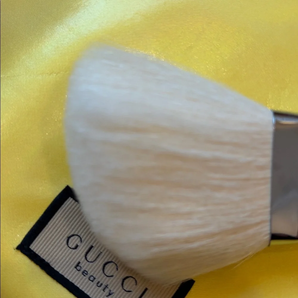 ZOEVA LUXE FACE FINISH 100 brush